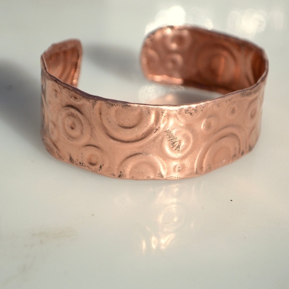 Mens Copper Embossed Cuff Bracelet Circles Rustic - Picture 6 of 8